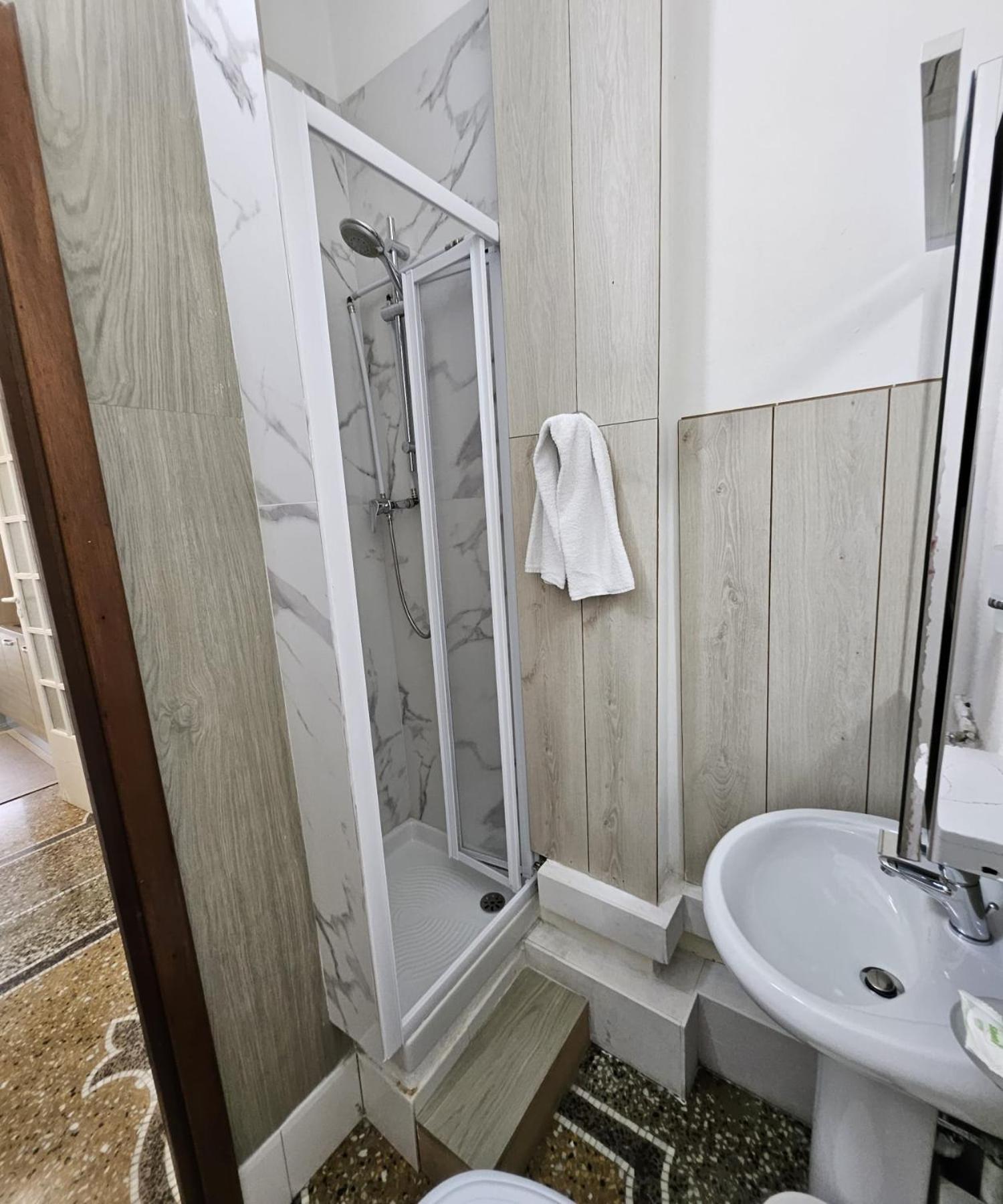 Appartamento Marassi Genoa Bagian luar foto